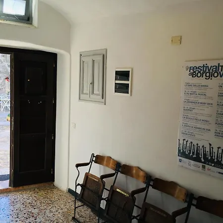 Casa Del Teatro - Svegliarsi A Verezzi